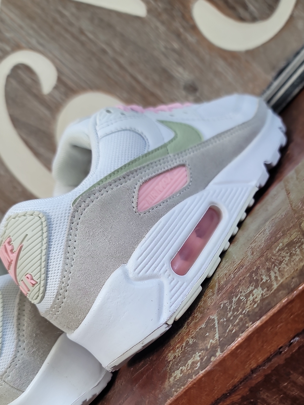 Nike Wmns Air Max 90 " White/Light Olive/Pink" Wmns 7, Good Cond. Fast Shipping - Picture 11 of 16